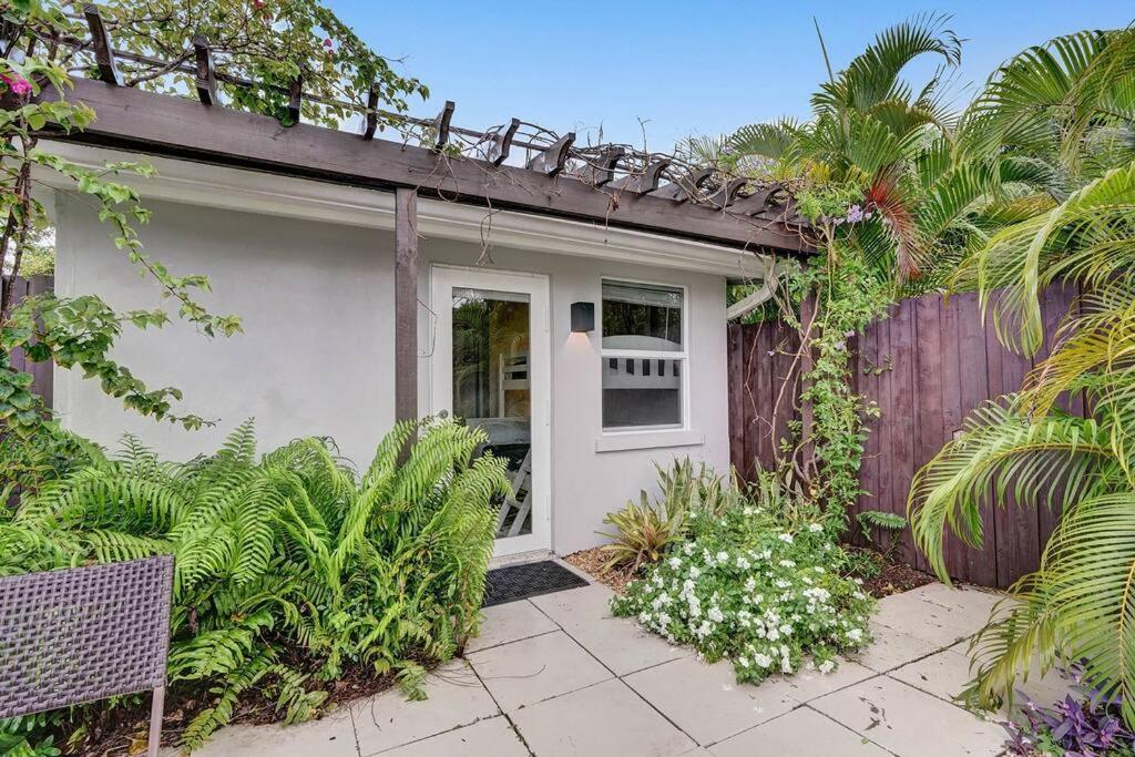 Stylish Tropical Oasis Hot Tub Pool Bbq Villa Fort Lauderdale Eksteriør billede